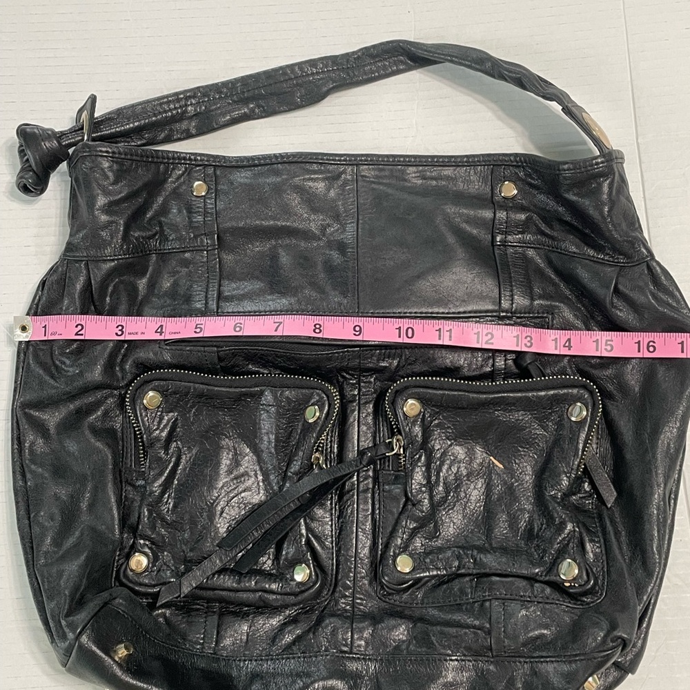 Junior Drake Black Leather Hobo Bag with Slouchy Design - Picture 14 of 16
